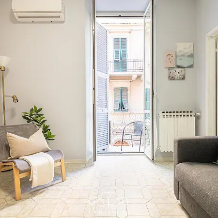 Casa Mana - L'opera Group ラ・スペツィア