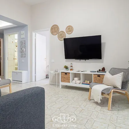 Casa Mana - L'opera Group ラ・スペツィア