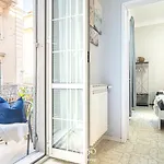Casa Mana - L'opera Group *