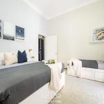 Casa Mana - L'opera Group بيت للعطل